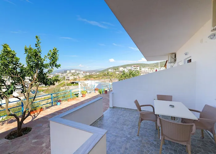 Blue Sky Apartment Ksamil